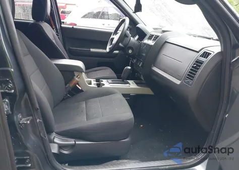 2009 Ford Escape Xlt from USA, damaged, VIN 1FMCU93G19KC14250